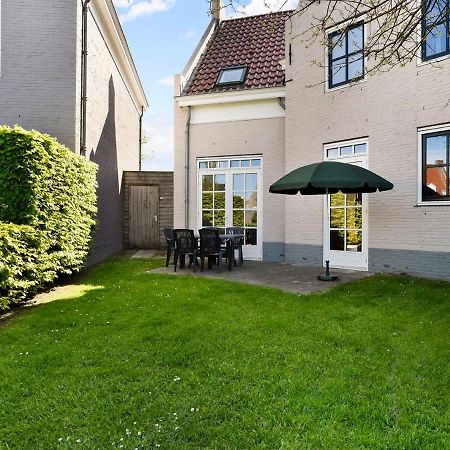 Luxury 4-Person Residence In The Holiday Park Landal Esonstad Anjum Bagian luar foto