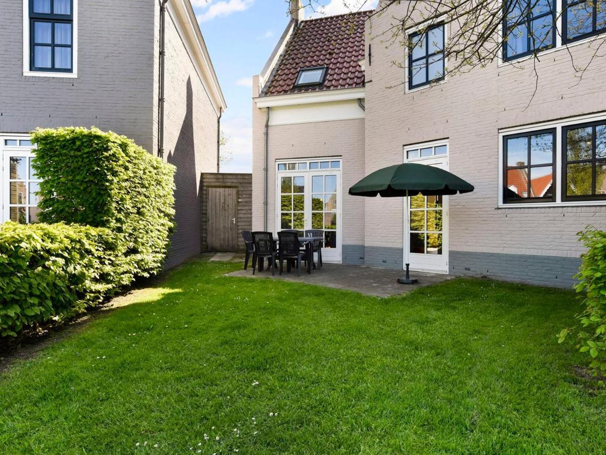Luxury 4-Person Residence In The Holiday Park Landal Esonstad Anjum Bagian luar foto