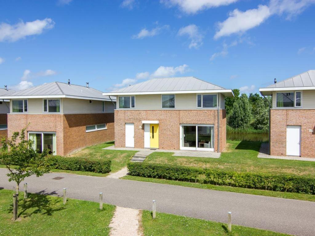 Luxury 4-Person Residence In The Holiday Park Landal Esonstad Anjum Bagian luar foto