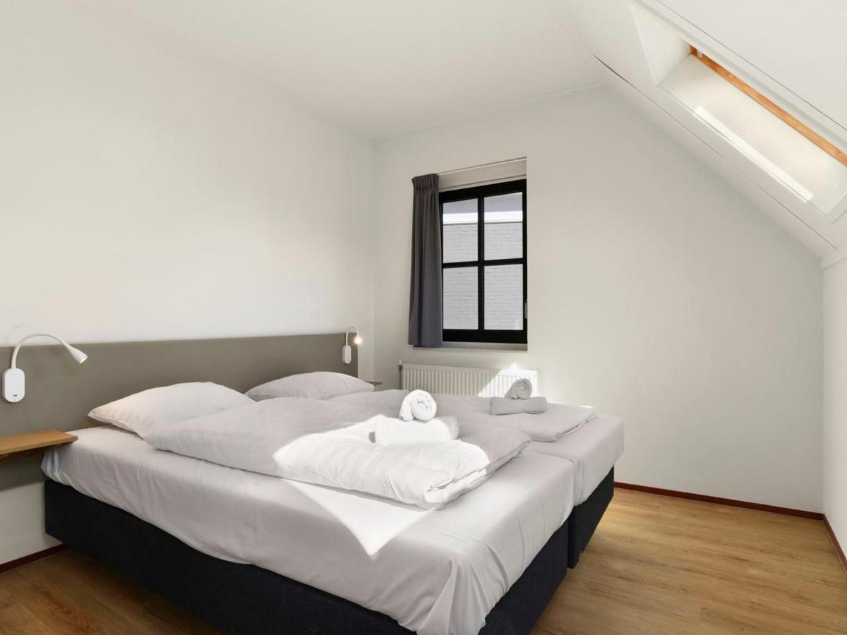 Luxury 4-Person Residence In The Holiday Park Landal Esonstad Anjum Bagian luar foto