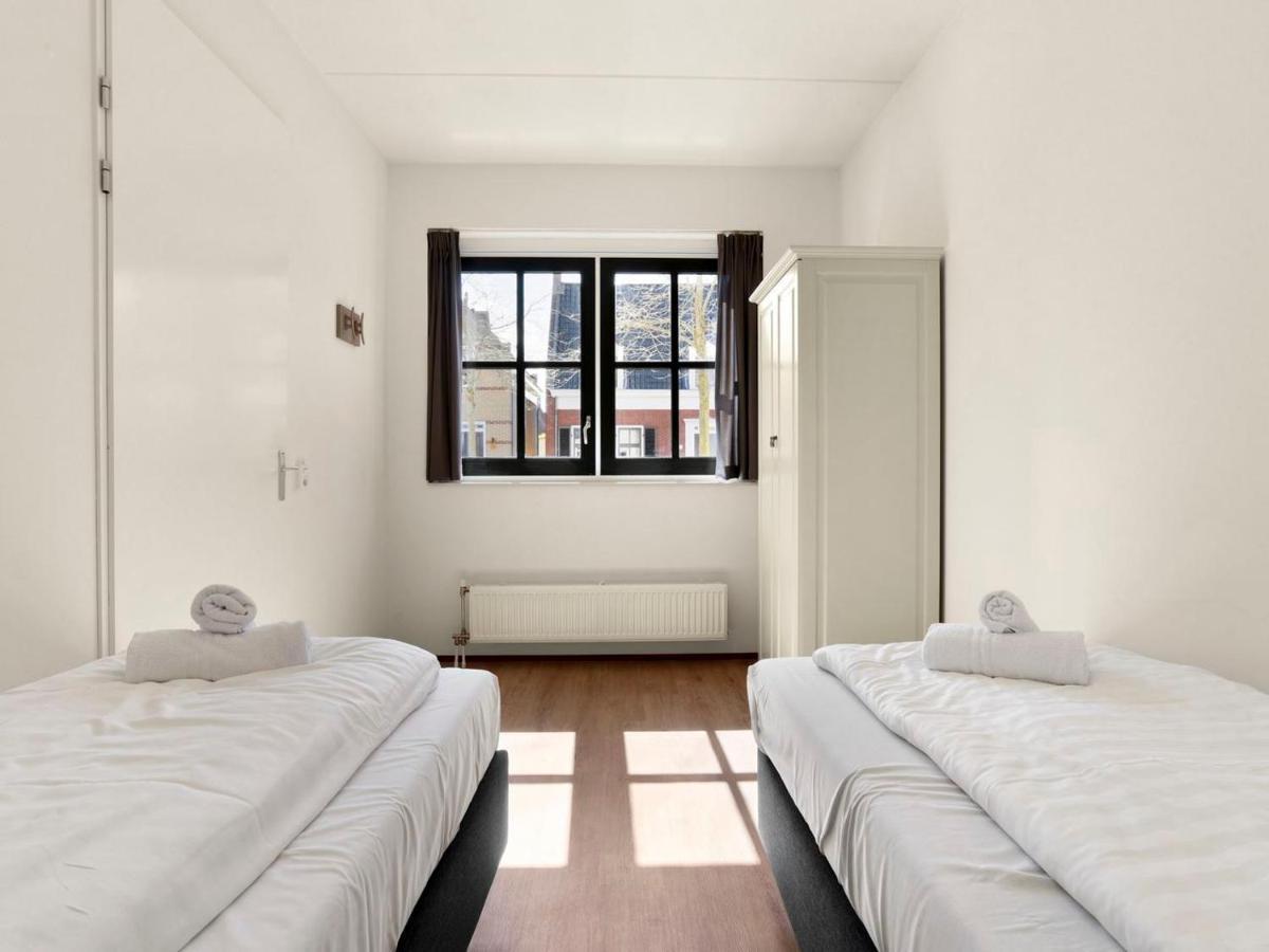 Luxury 4-Person Residence In The Holiday Park Landal Esonstad Anjum Bagian luar foto